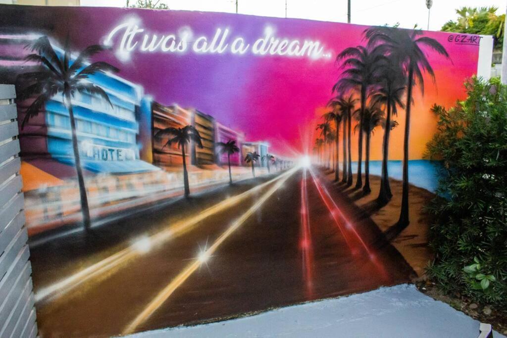 Cozy & Colorful Miami Art Canvas W/Hottub & Murals מראה חיצוני תמונה
